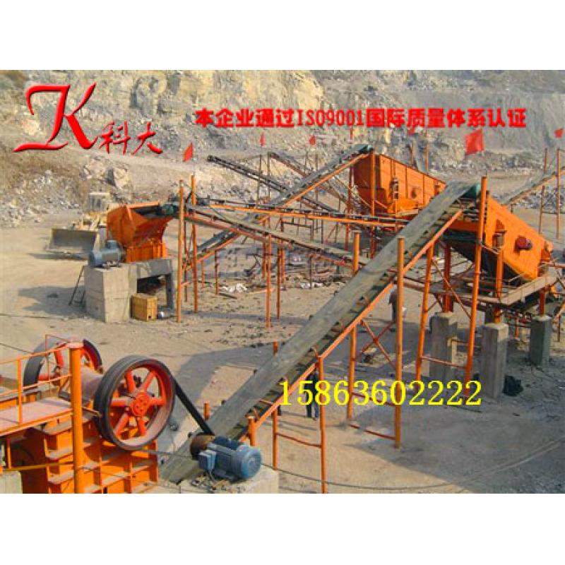 2014年青州質高價優振動篩全新價格 旱地選金設備 成套沙金設備