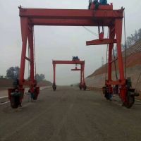 張家界行車，行吊