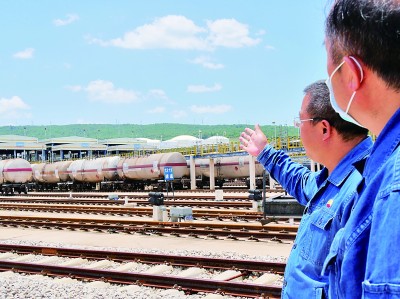 昆明:加快從邊城向國(guó)際樞紐的蝶變