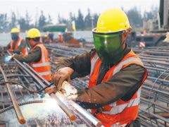 ?？诮瓥|新區高品質飲用水水廠項目工地熱火朝天